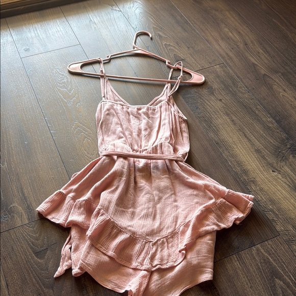 Pink Ruffled Romper - Picture 3 of 3